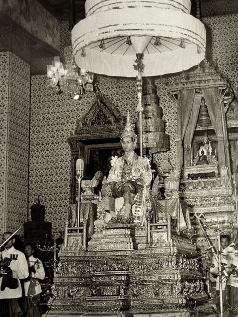 พระบาทสมเด็จพระปรมินทรมหาภูมิพลอดุลยเดช