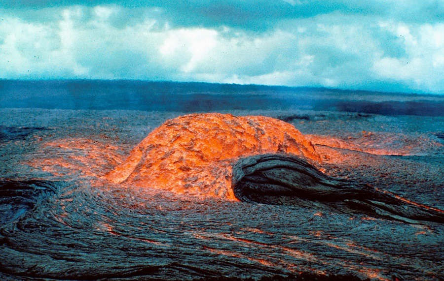 Kilauea's Spectacular 1969 to 1974 Mauna Ulu Eruption 22