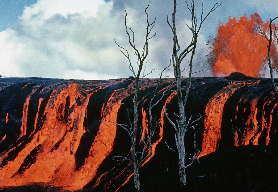 Alo'i Lava Cascade