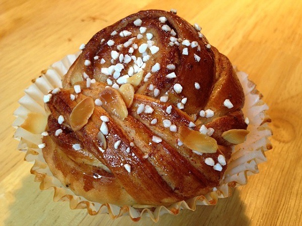 Cardamom Buns