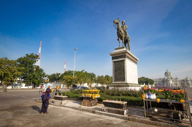 พระบรมรูปทรงม้า #4 พระบรมรูปทรงม้า