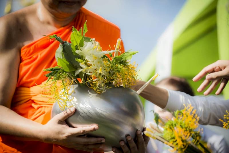 ดอกไม้ถวายพระสงฆ์ #17 ดอกไม้ถวายพระสงฆ์