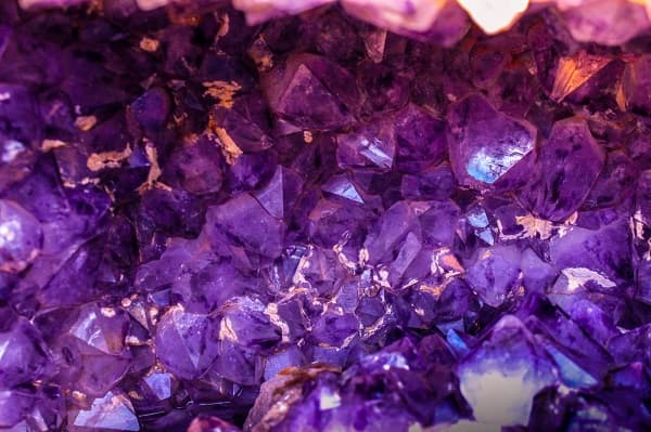 กําไลเสริมดวงตามวันเกิด Amethyst