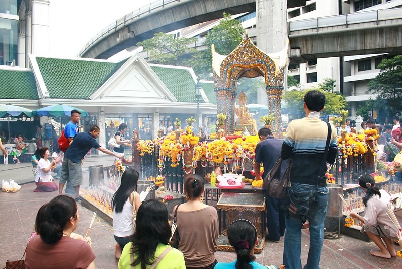 วิธีไหว้ขอพรพระพรหม