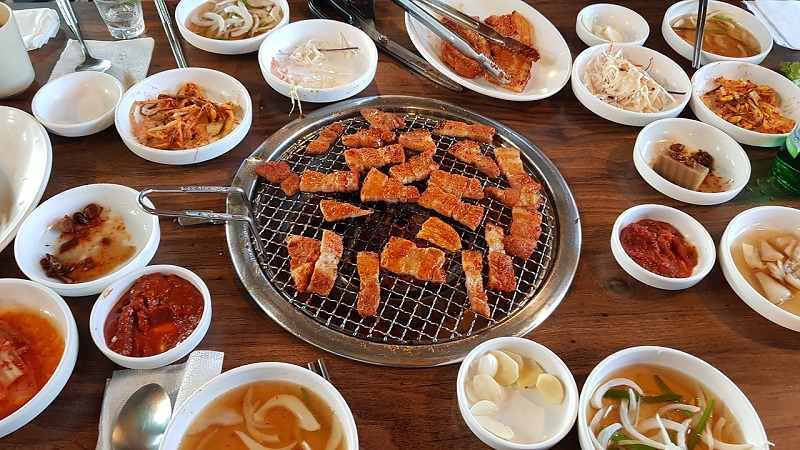 บาร์บีคิวเกาหลี (Korean barbecue)