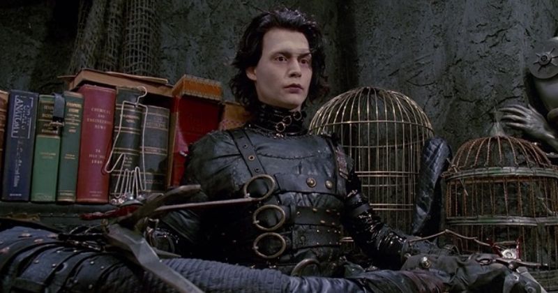 หนังโรแมนติก คอมเมดี้ แฟนตาซี เรื่อง Edward Scissorhands 1990