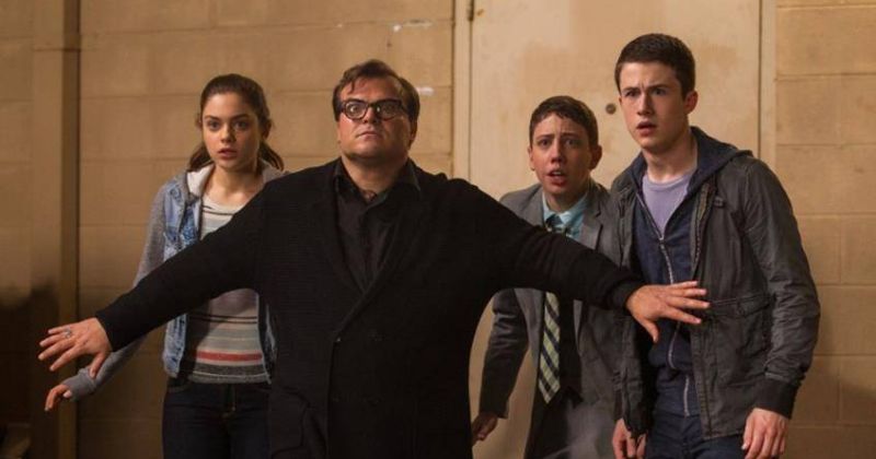 หนังแฟนตาซี เรื่อง Goosebumps 2015