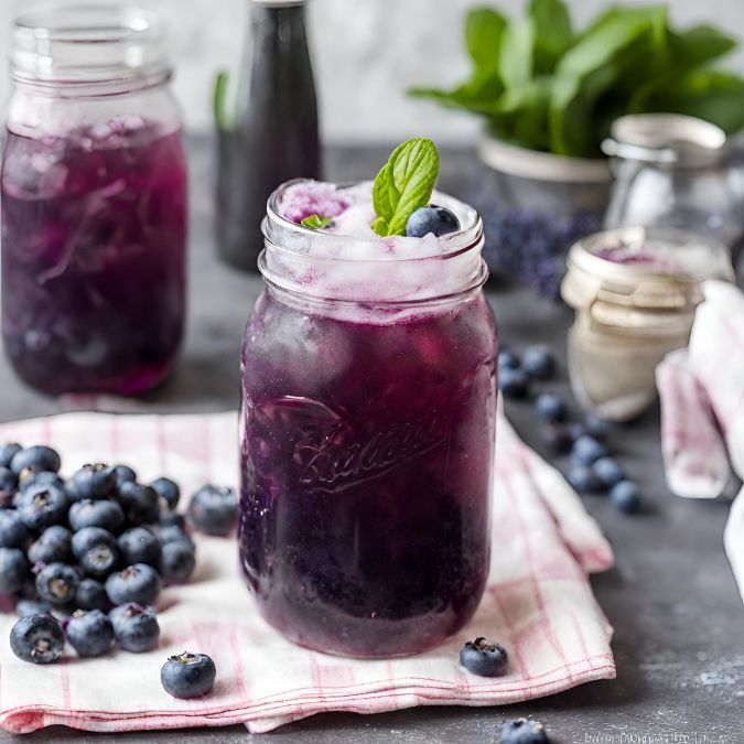 สูตรอิตาเลี่ยนโซดาเมนู Blueberry Lavender Italian Soda