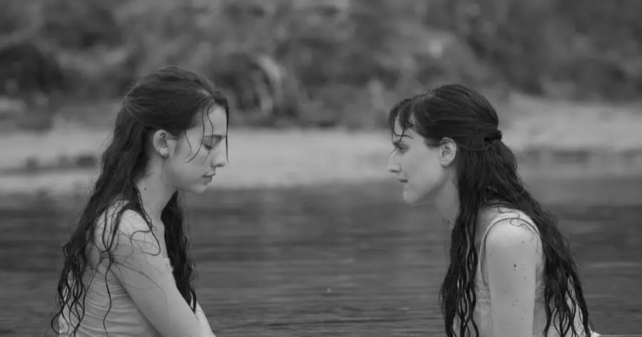 หนังติดเรทแซ่บ ๆ น่าดู บน Netflix เรื่อง Elisa and Marcela 2019