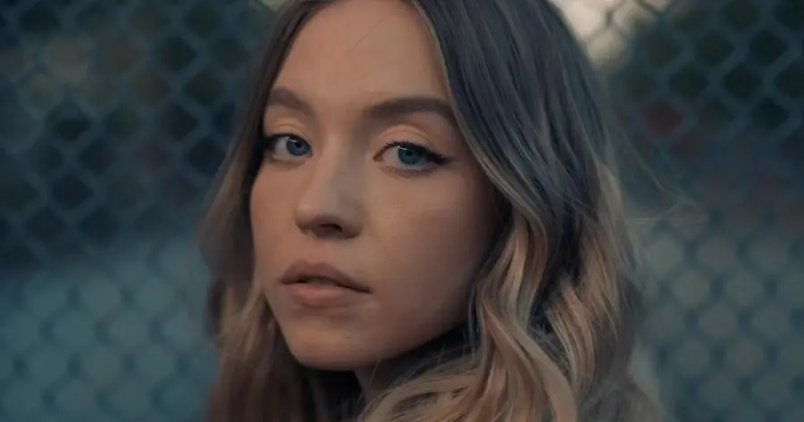 หนังซิดนีย์ สวีนีย์ (Sydney Sweeney) เรื่อง Downfalls High