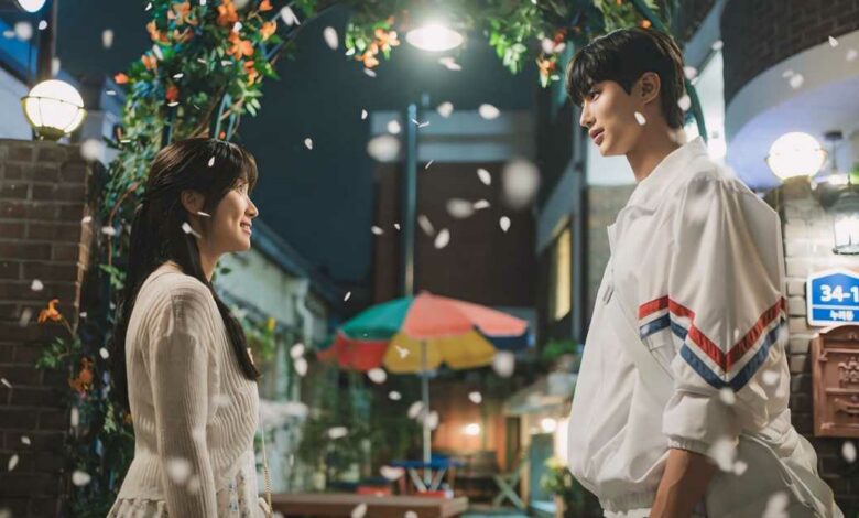 โปสเตอร์ซีรีส์เกาหลี Lovely Runner (ข้ามเวลามาเซฟเมน)