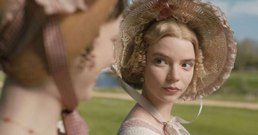 แอนยา เทย์เลอร์-จอย (Anya Taylor-Joy) ในเรื่อง Emma 2020