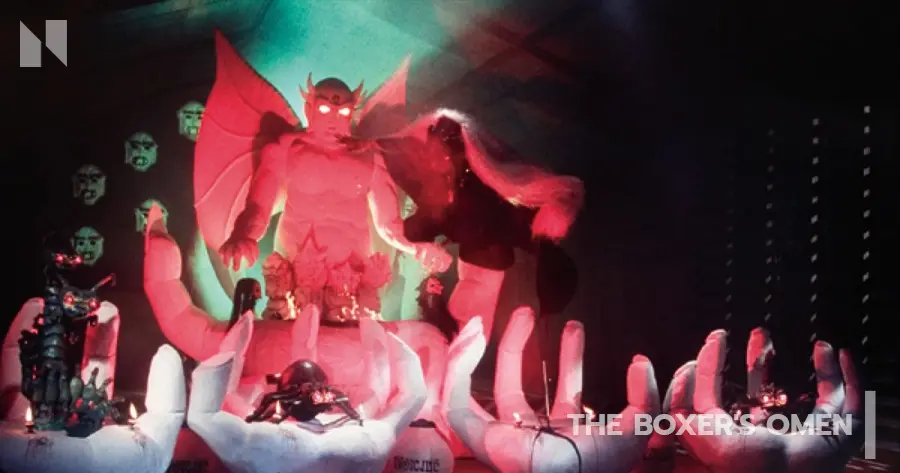 The Boxer's Omen (1983)
