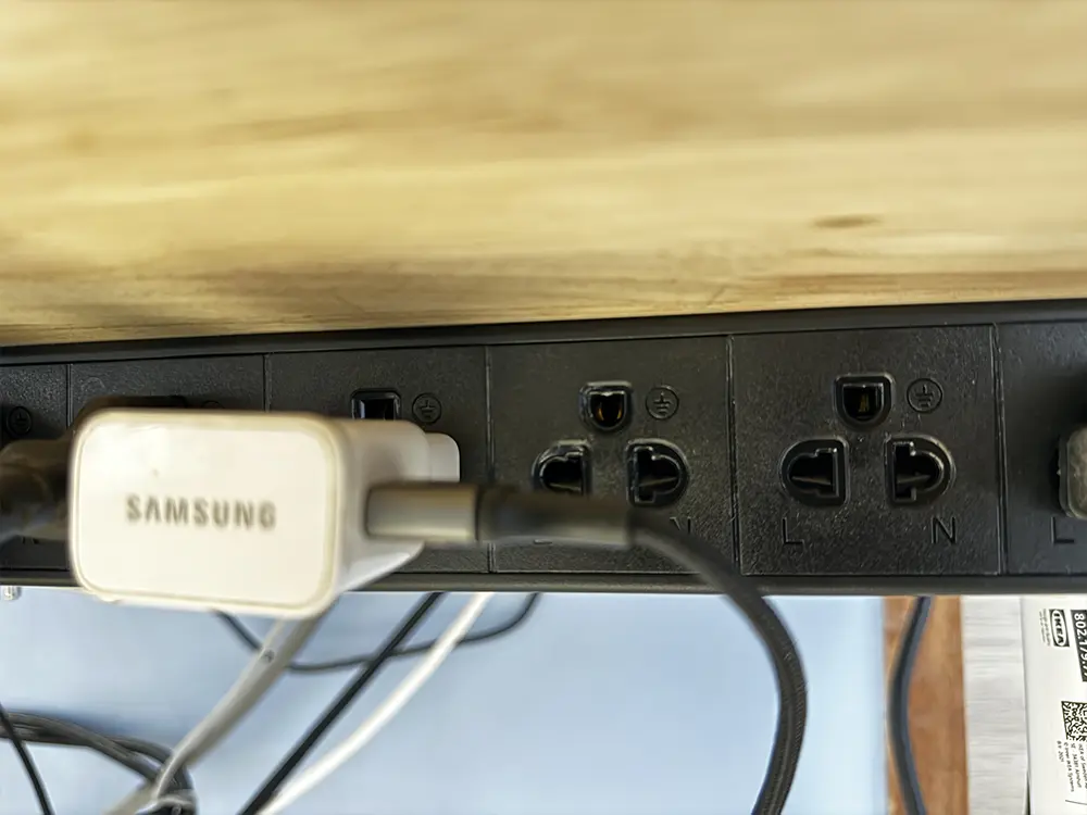 ปลั๊กไฟ GLINK GPDU-13 รุ่น 8 ช่อง